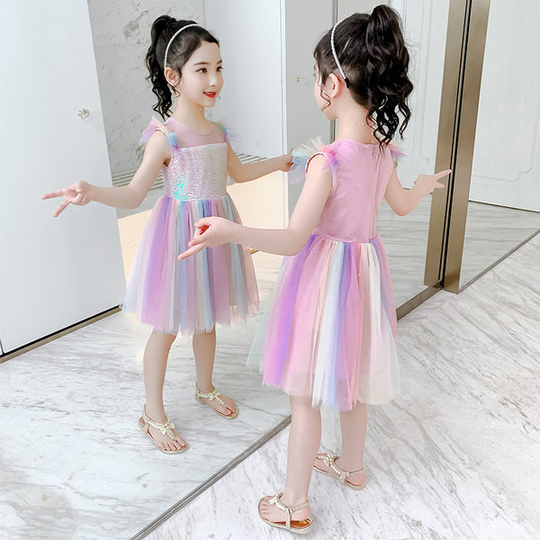 Színes gyerekruha tüllszoknyával és flitterekkel lányoknak