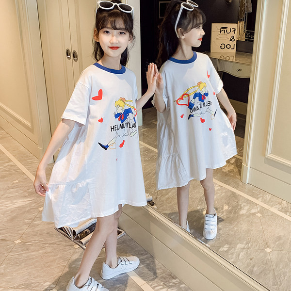 Vabaaja ovaalse dekoltee ja trükiga lastekleit tüdrukutele