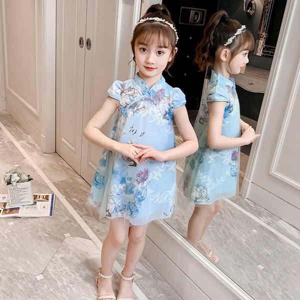 Καλοκαιρινό φόρεμα για κορίτσια με απλικέ χρώματος