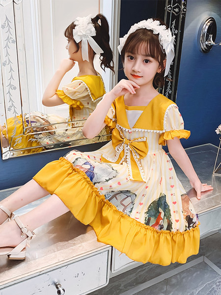 Új modell gyerek szabású ruha szalaggal lányoknak