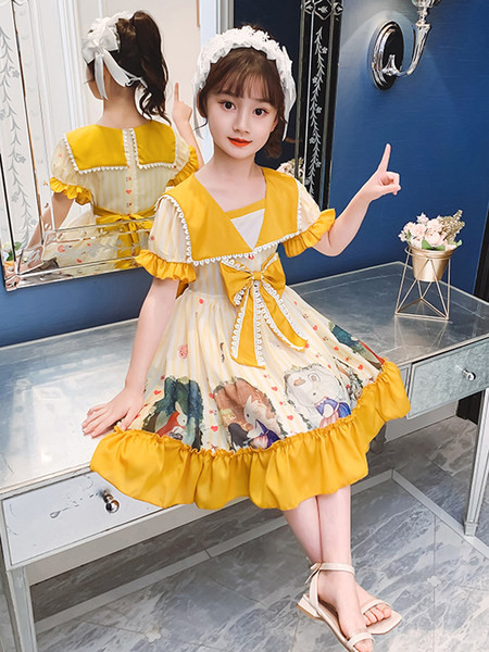 Új modell gyerek szabású ruha szalaggal lányoknak