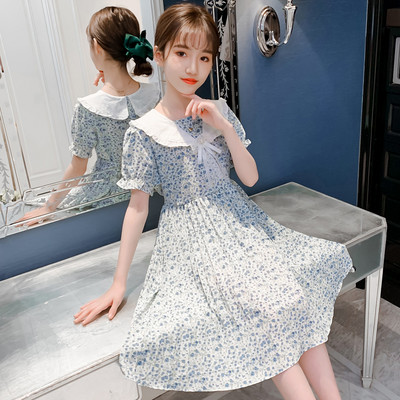 Lillemustri ja kraega väljalõigatud mudelkleit tüdrukutele