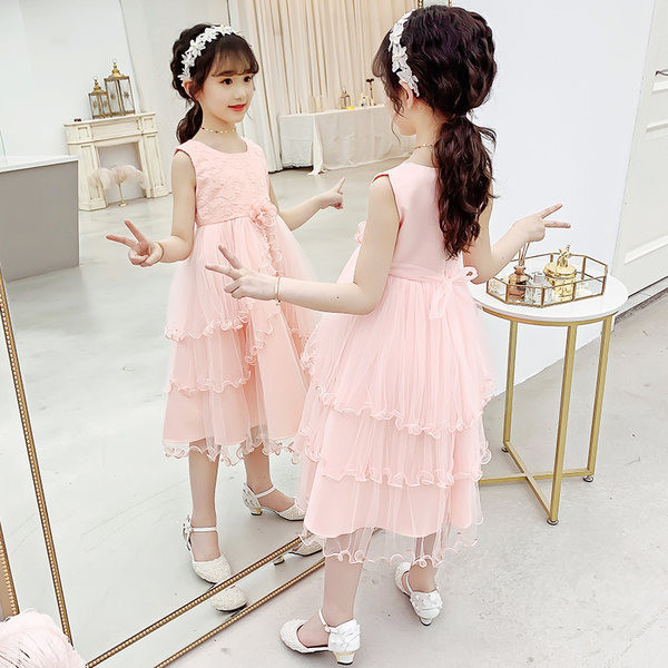 Gyerekruha csipkével és tülllel