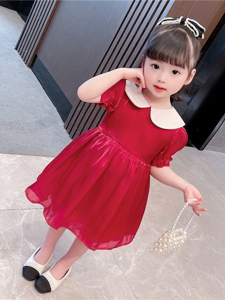 Kaasaegne lipsudega lastekleit - punast värvi