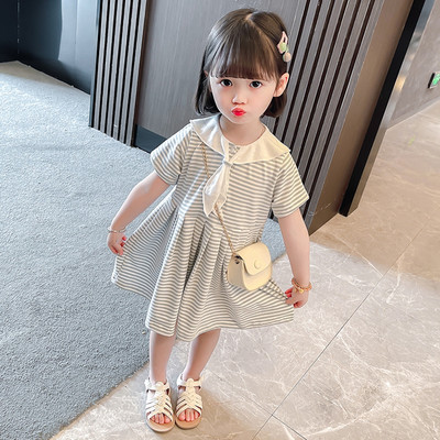 Παιδικό ριγέ φόρεμα με κοντά μανίκια