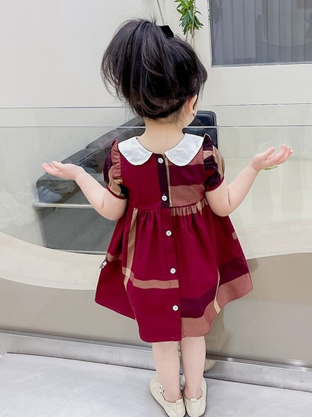 Gyermek szabású ruha rövid ujjal