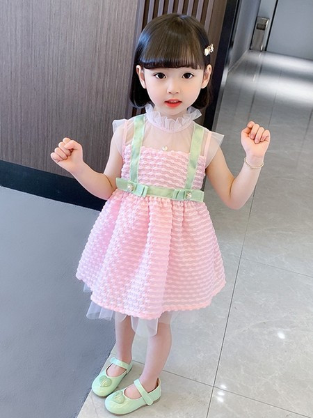 Új modell nyári ruha lányoknak csipkével és gyöngyökkel