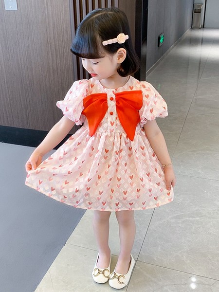 Alkalmi gyerekruha szalaggal és gombokkal