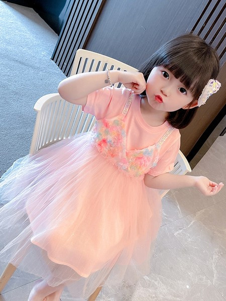 Uue mudeli tülli ja lühikeste varrukatega kleit