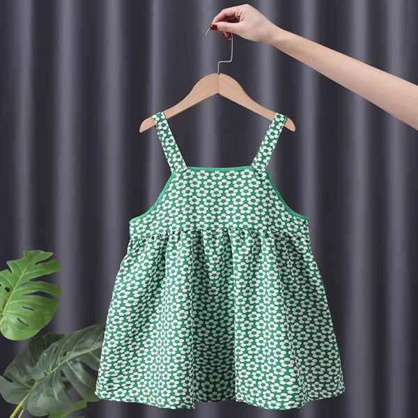 Rihmadega suvekleit tüdrukutele - erinevad mudelid