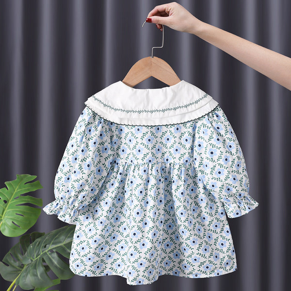 Gyermek szabású ruha, hosszú ujjal