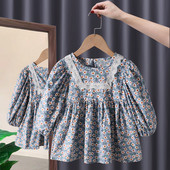 Modern, hosszú ujjú gyerekruha virágos motívumokkal