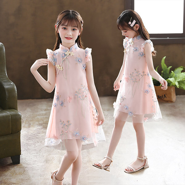 Модерна детска рокля - няколко модела 