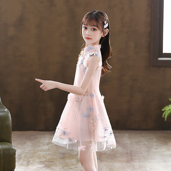 Модерна детска рокля - няколко модела 