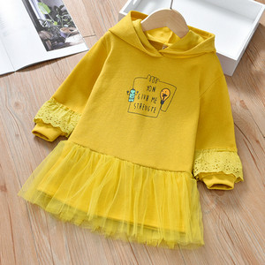 Παιδικό σπορ-κομψό φόρεμα με απλικέ και δαντέλα