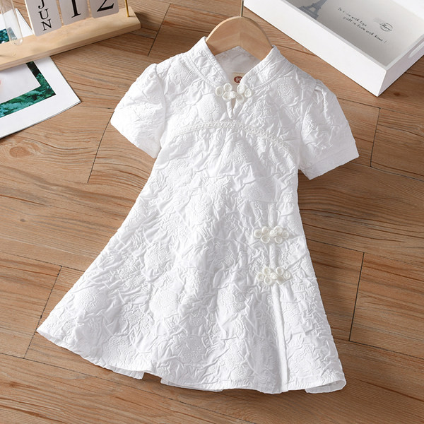 Lühikeste varrukatega valge vabaaja lastekleit