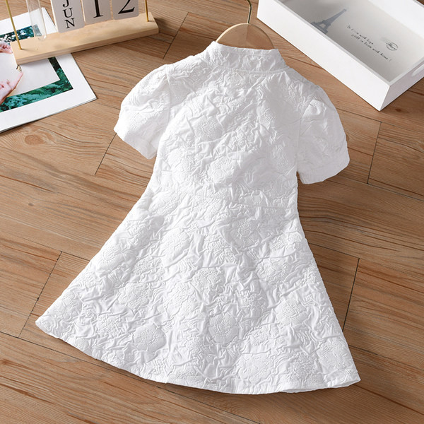 Lühikeste varrukatega valge vabaaja lastekleit