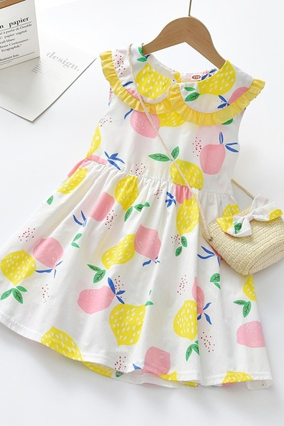 Detské šaty s farebným vzorom