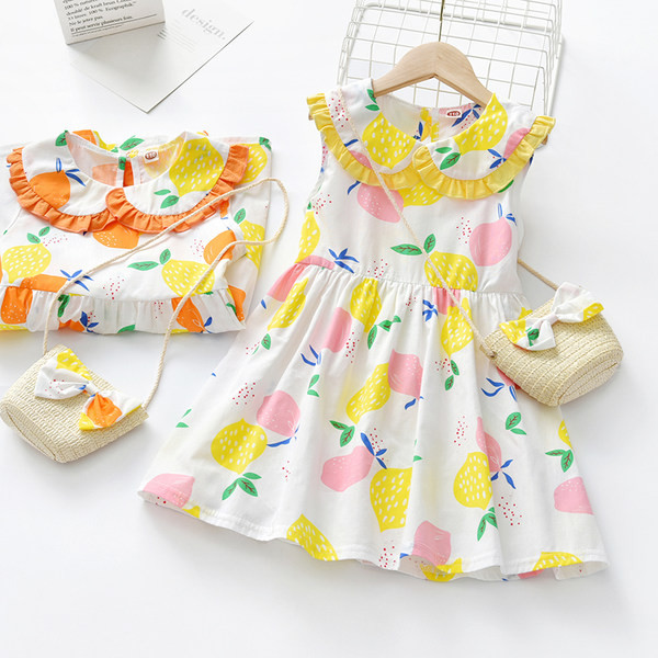 Detské šaty s farebným vzorom