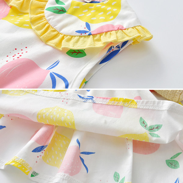 Detské šaty s farebným vzorom