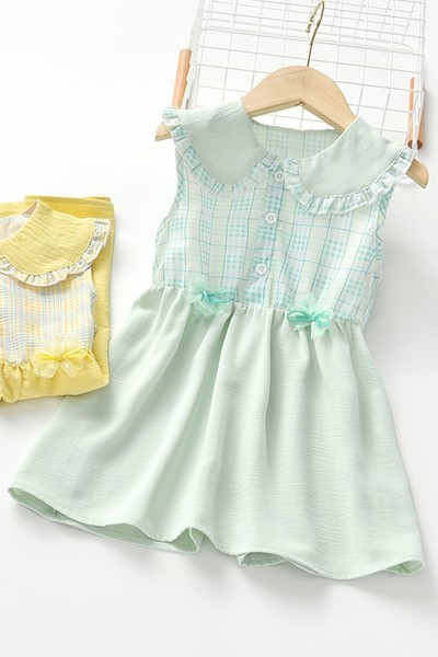 Uue mudeliga lastekleit paela ja nööpidega