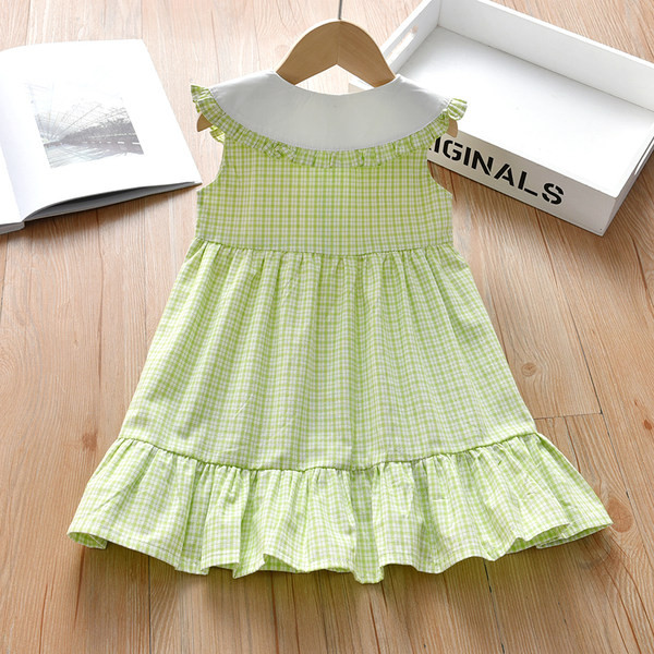 Ruuduline kraega suvekleit