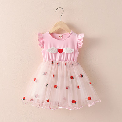 Nyári ruha lányoknak tüll és fürtök