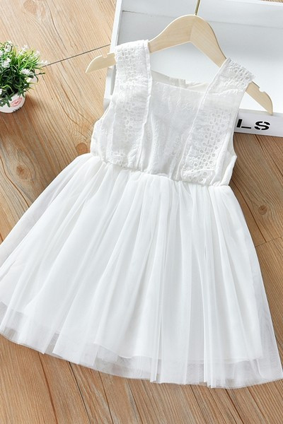 Нов модел детска бяла рокля с тюлена пола