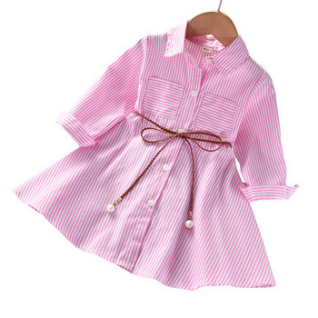 Раирана детска рокля с джоб и колан 