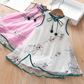 Uus mudel laste lõikega tikandiga kleit