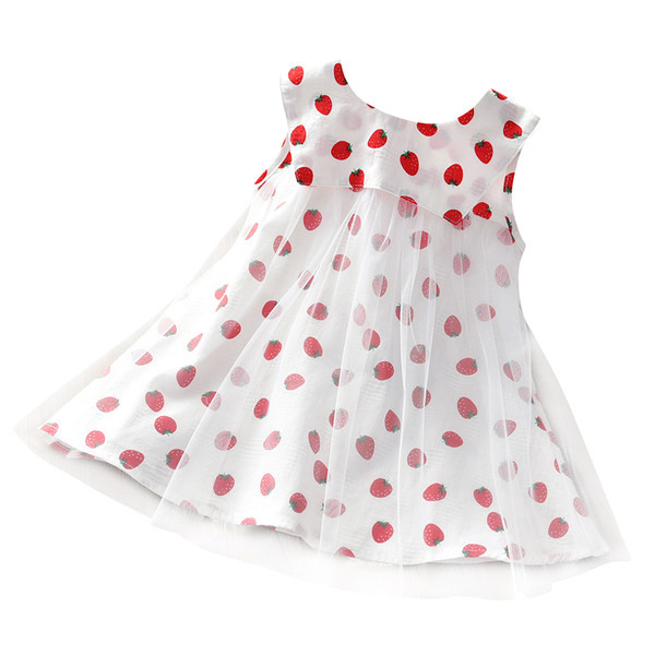 Maasikaaplikatsiooni ja ovaalse kaelusega lastekleit