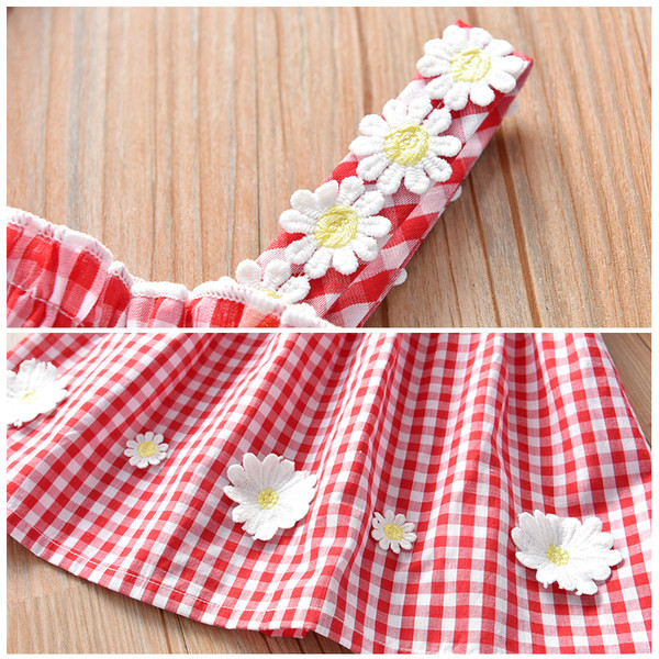 Ljetna karirana haljina s naramenicama