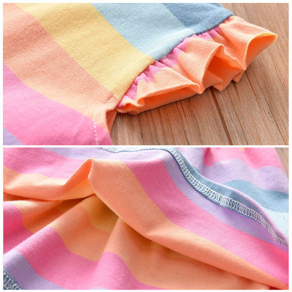 Prugasta dječja haljina s kovrčama