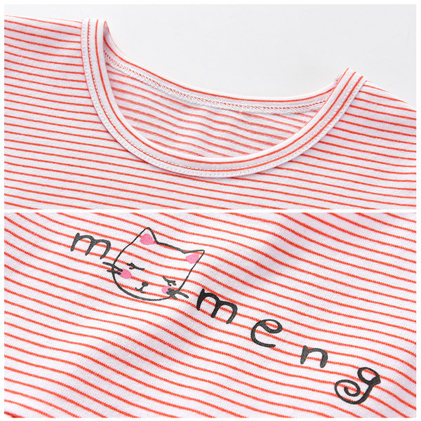 Dječja pamučna haljina s natpisom i kovrčama