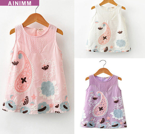 Alkalmi gyerekruha hímzéssel lányoknak