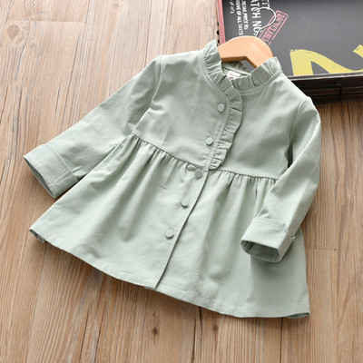 Nööpide ja lokkidega kevadkleit