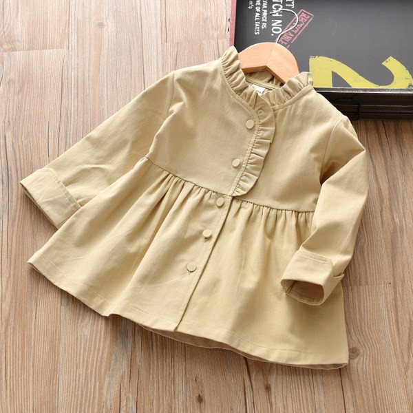 Nööpide ja lokkidega kevadkleit