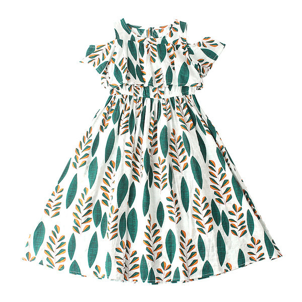 Gyermek ruha csupasz váll és fürtök