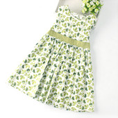 Moodne ovaalse kaelusega lastekleit tüdrukutele