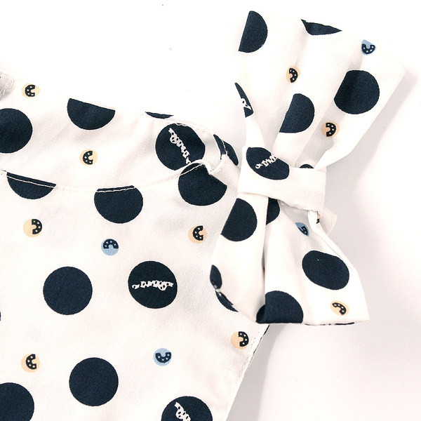 Modern, pöttyös gyerekruha