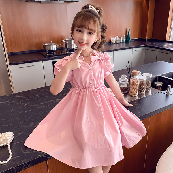 Laste lõikega kleidi uus mudel sinise ja roosa värviga