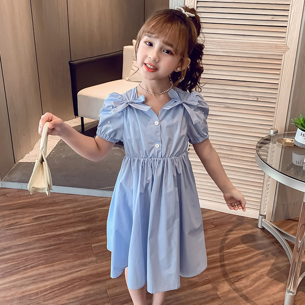 Laste lõikega kleidi uus mudel sinise ja roosa värviga