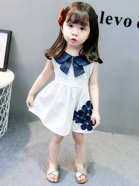 Детска рокля в три цвята с цветя 