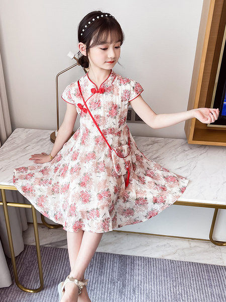 Модерна детска рокля с къс ръкав и флорален десен