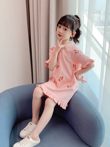 Klassikalise kraega laste vabaajakleit