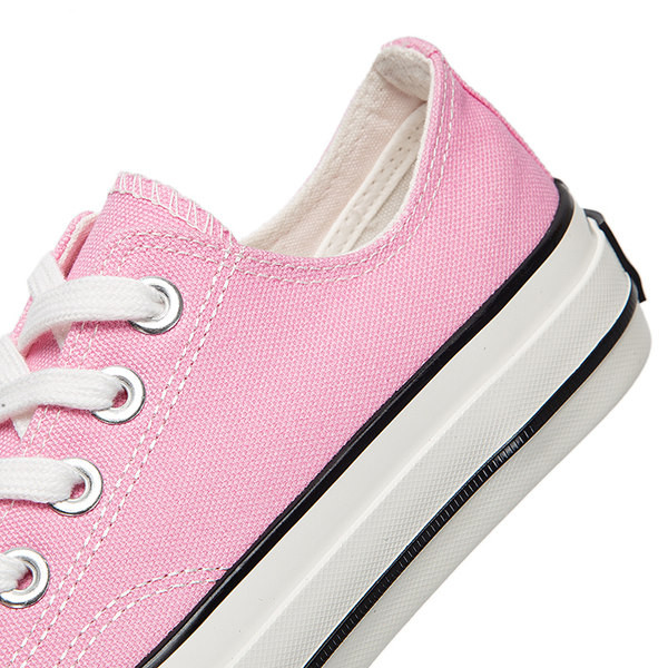 Γυναικεία υφασμάτινα αθλητικά παπούτσια με ψηλές σόλες και κορδόνια