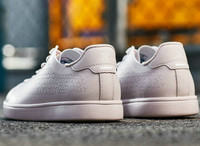 Γυναικεία sneakers σε τέσσερα χρώματα και κορδόνια