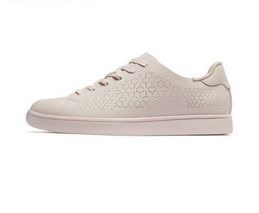 Γυναικεία sneakers σε τέσσερα χρώματα και κορδόνια
