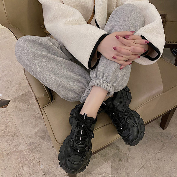 Γυναικεία δίχτυα αθλητικά παπούτσια σε δύο χρώματα