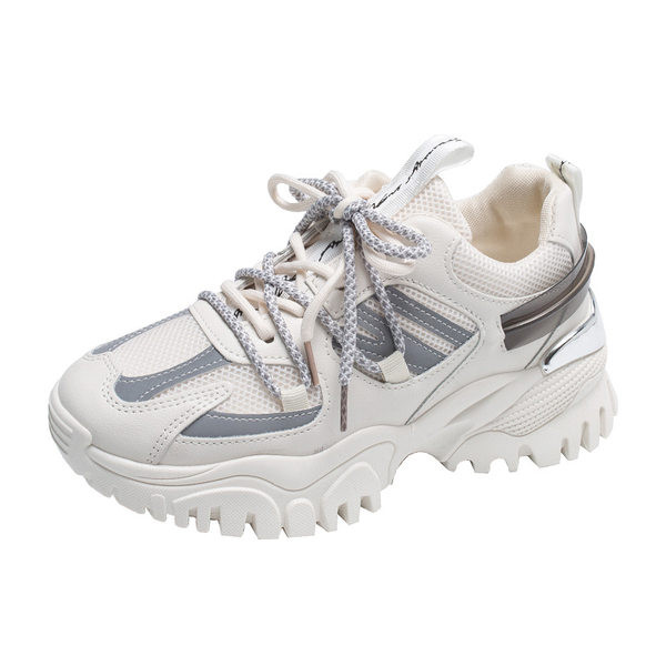 Modern női tornacipő magas durva talppal